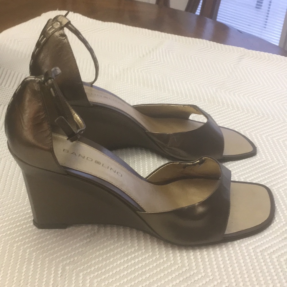 Bandolino Wedge Sandals